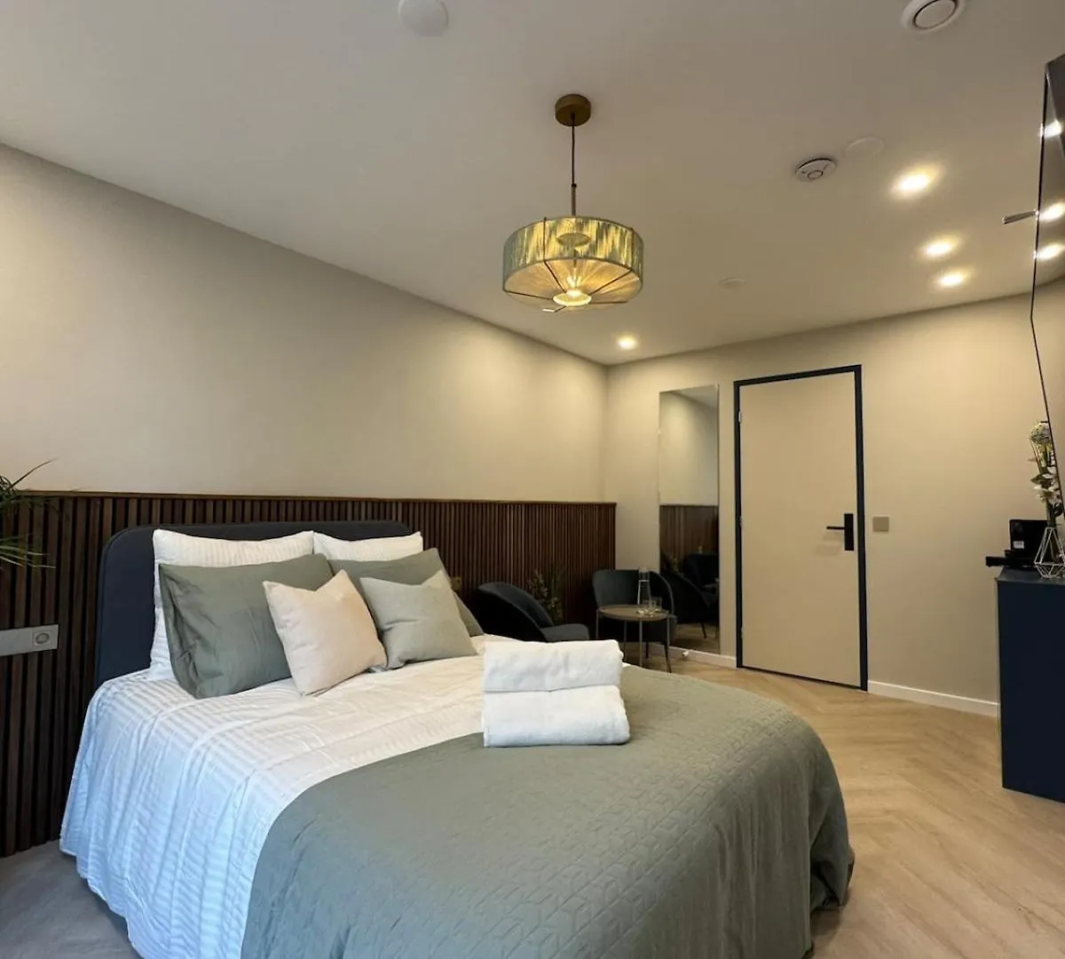 The Stylish Gem Of Den Haag Aprt R1 Apartment Netherlands